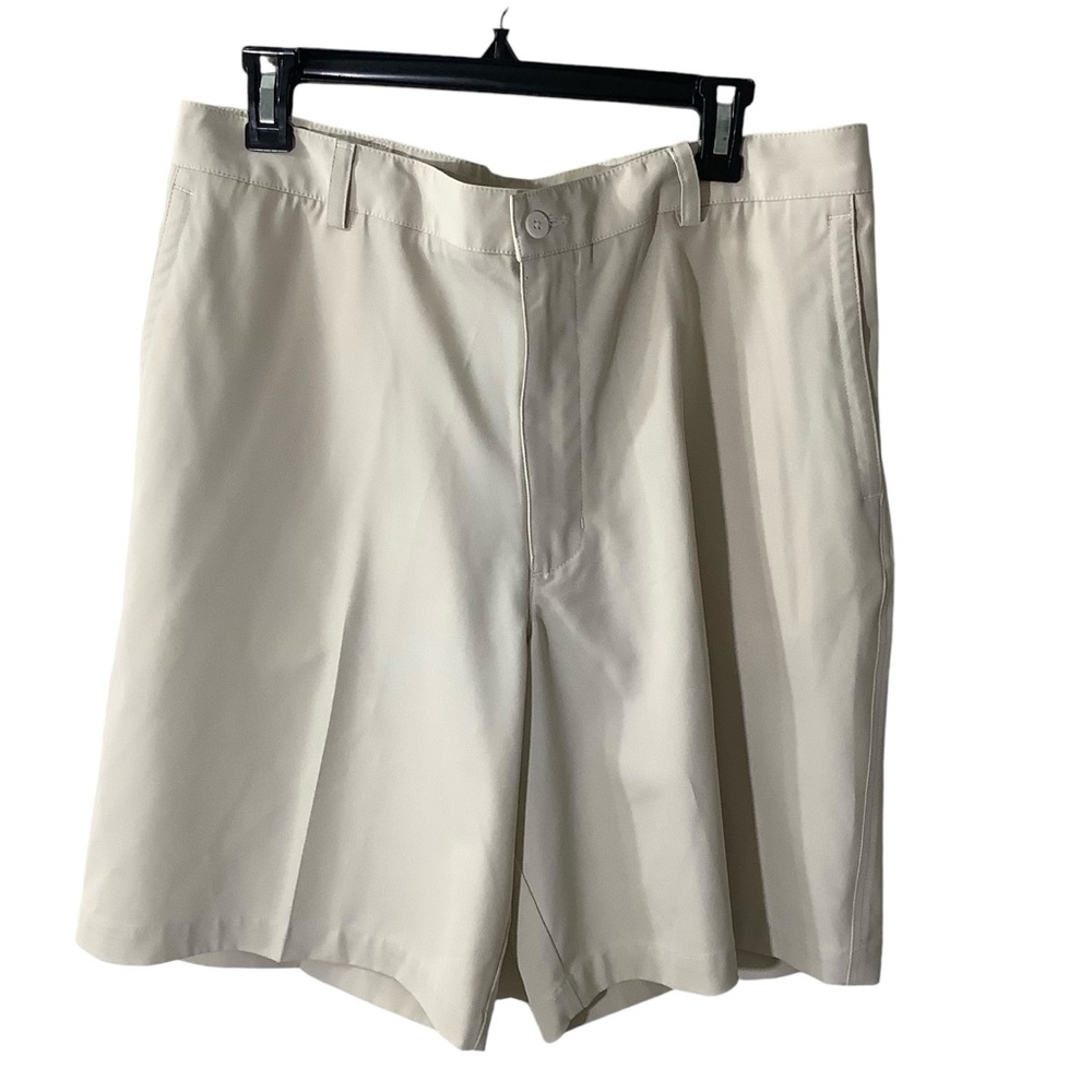 Nike Dri-Fit Golf Shorts Cream